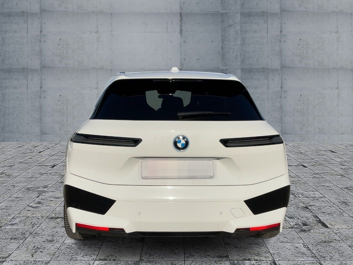 BMW IX xDrive40 SPORT LED+NAVI+360°+HuD+GRA+APP+AHK foto 5