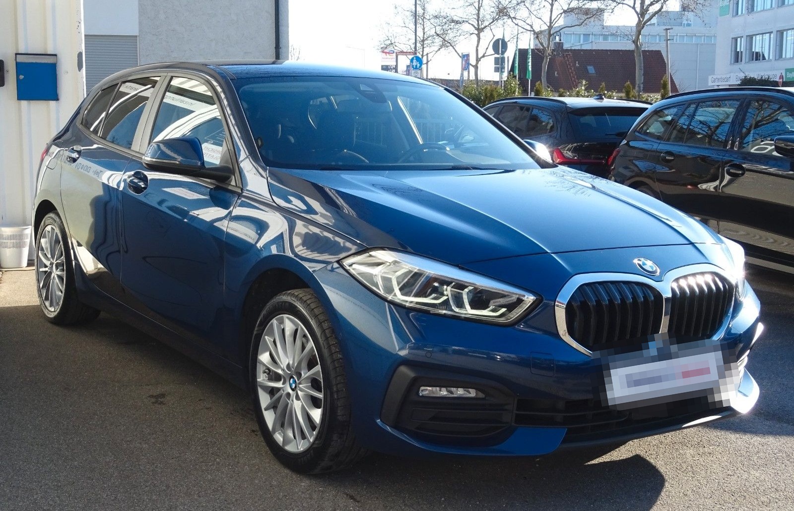 BMW 118d Aut Advantage 17" Navi LC Prof. Leder LED foto 1