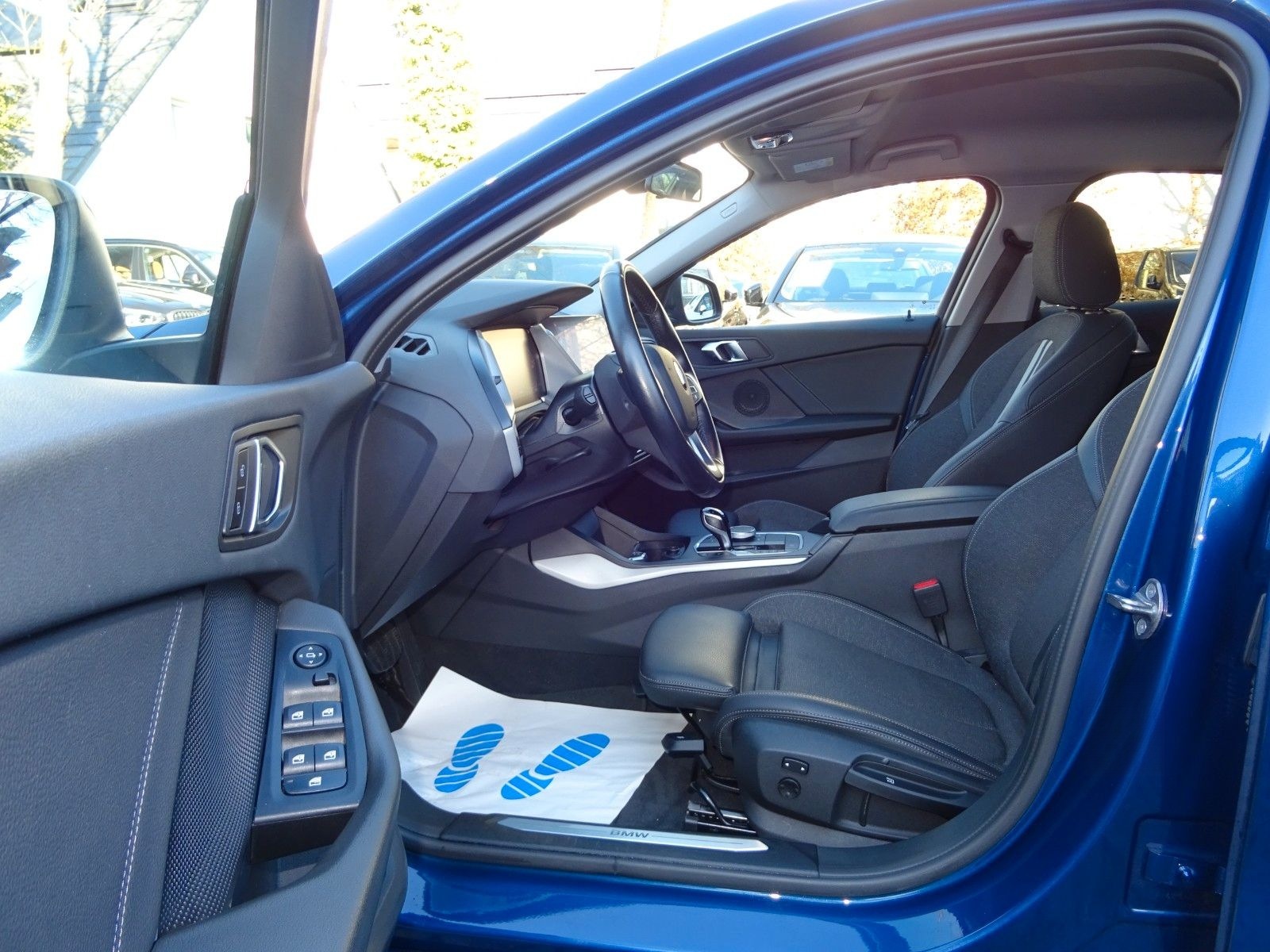 BMW 118d Aut Advantage 17" Navi LC Prof. Leder LED foto 12