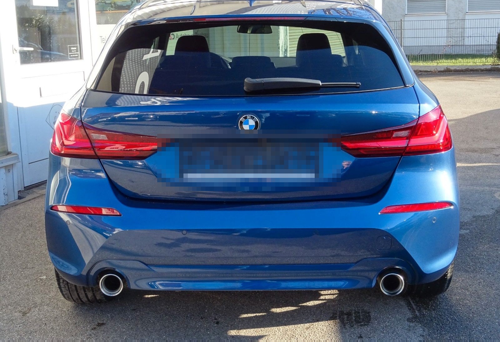 BMW 118d Aut Advantage 17" Navi LC Prof. Leder LED foto 5