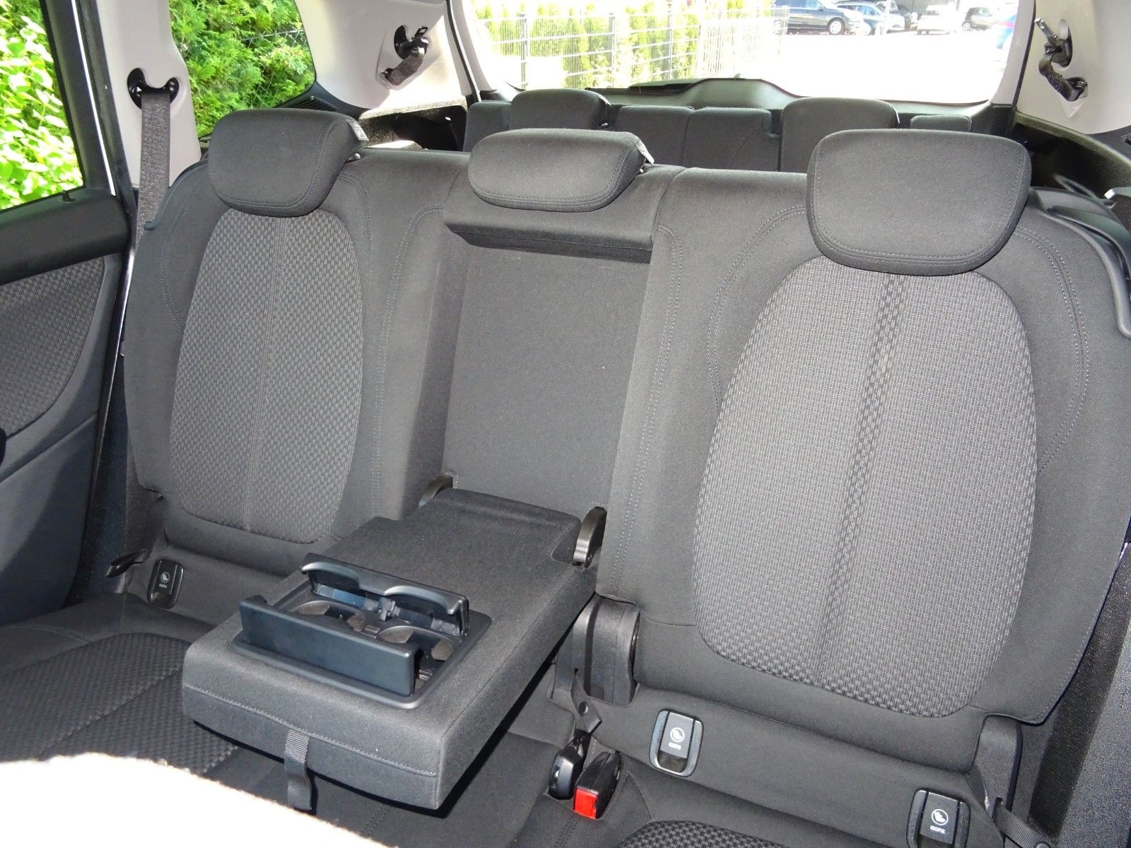 BMW 218d Gran Tourer Aut Advantage 7-Sitzer Navi LED foto 12