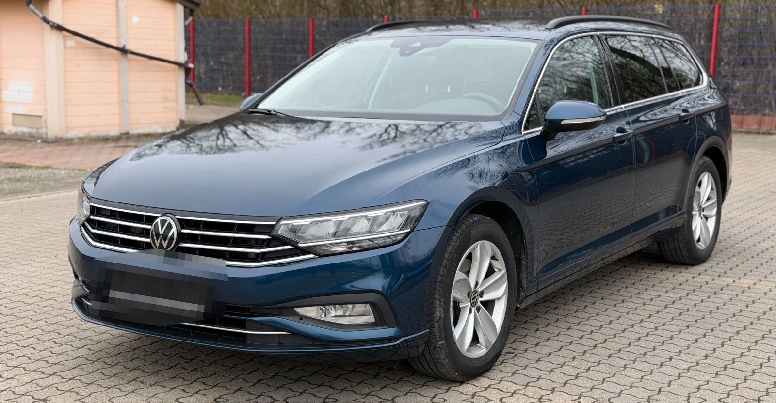 Volkswagen Passat Variant 2.0 TSI DSG *190 PS *NAVI *LED foto 2
