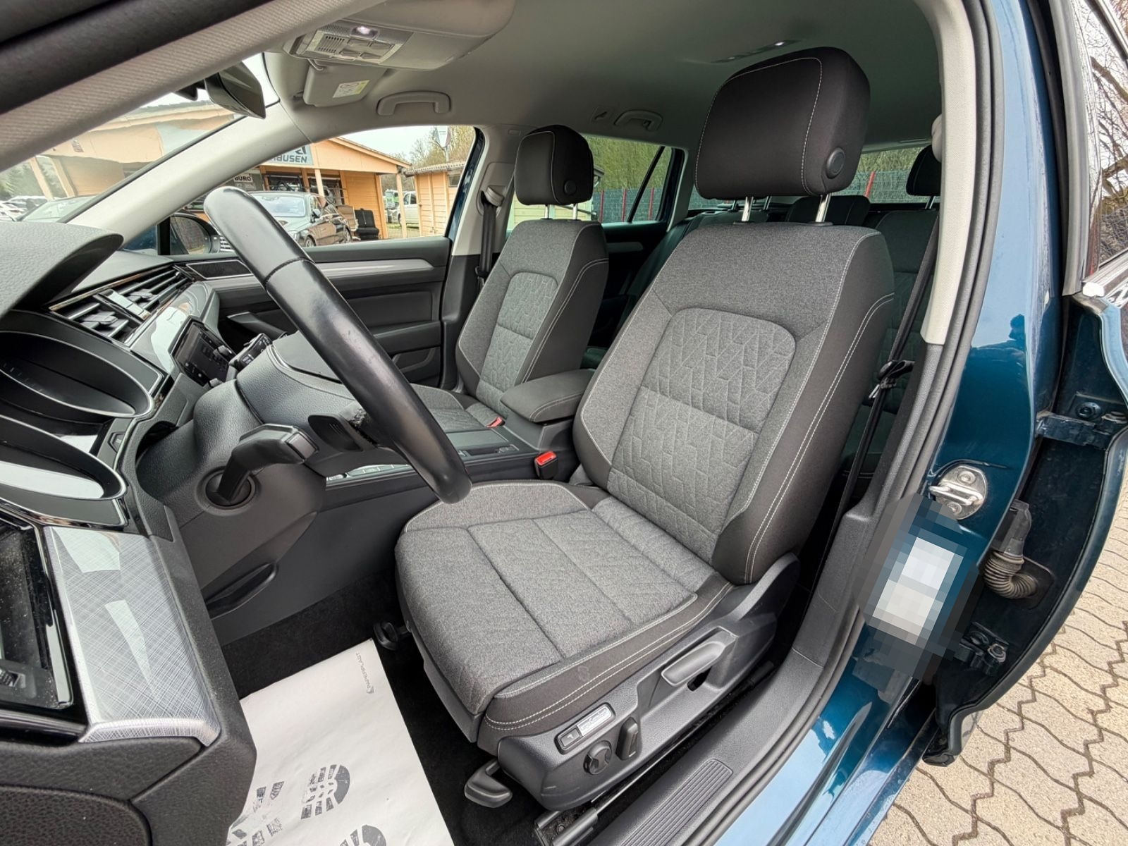 Volkswagen Passat Variant 2.0 TSI DSG *190 PS *NAVI *LED foto 13