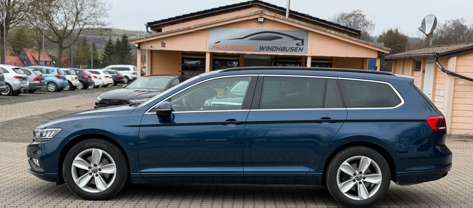 Volkswagen Passat Variant 2.0 TSI DSG *190 PS *NAVI *LED foto 4