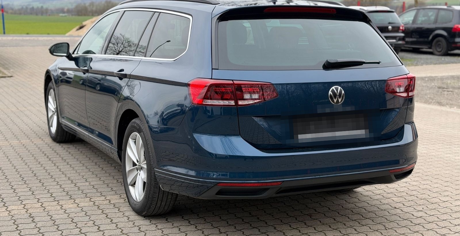 Volkswagen Passat Variant 2.0 TSI DSG *190 PS *NAVI *LED foto 5