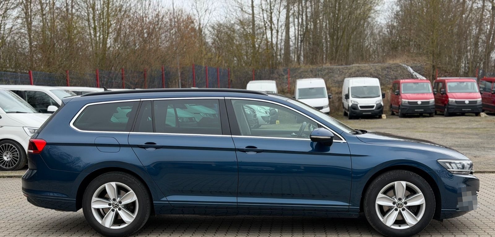 Volkswagen Passat Variant 2.0 TSI DSG *190 PS *NAVI *LED foto 8