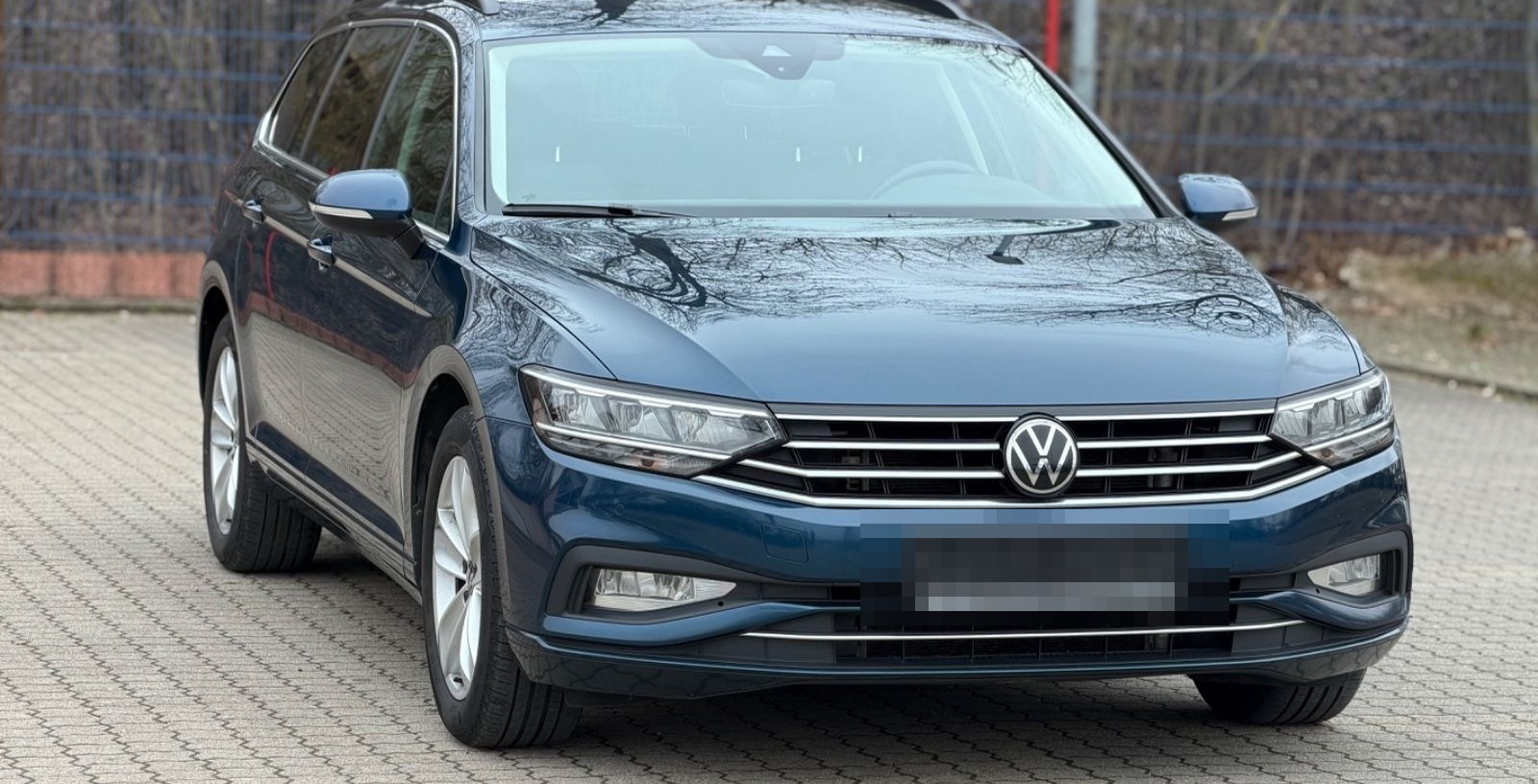 Volkswagen Passat Variant 2.0 TSI DSG *190 PS *NAVI *LED foto 9
