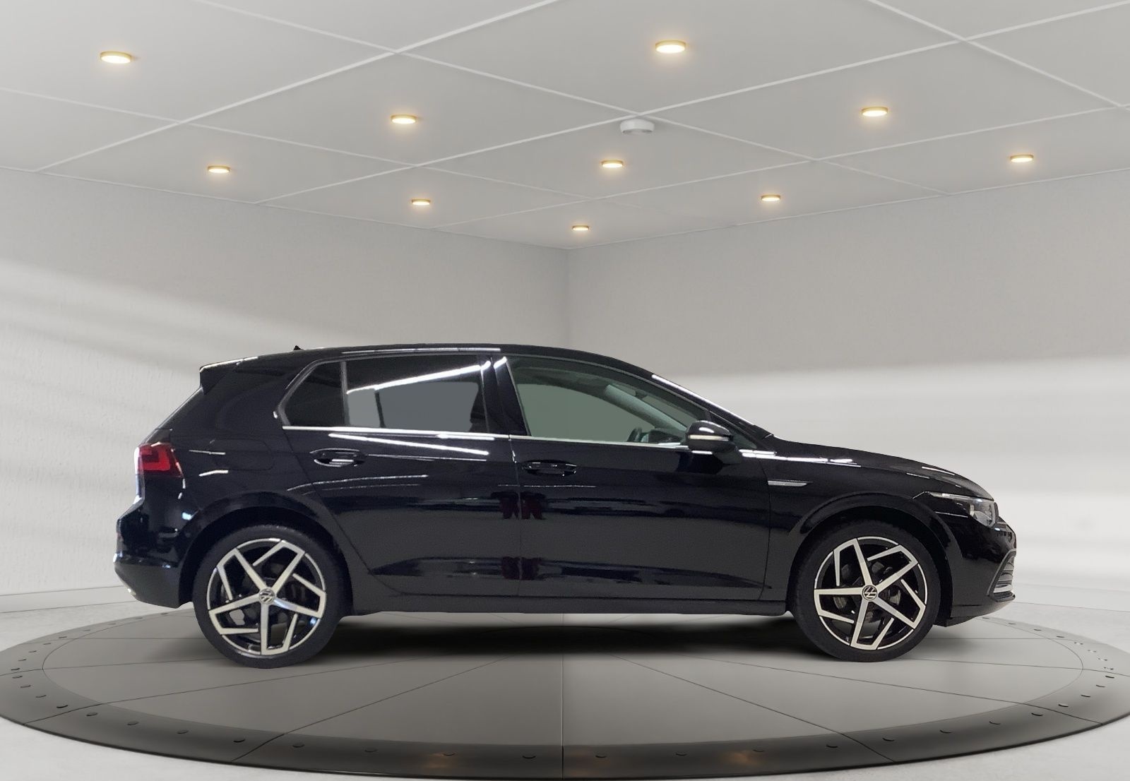 Volkswagen Golf Style 1,5 eTSI DSG,AHZV,Navi,Kamera,Pano,Ma foto 4