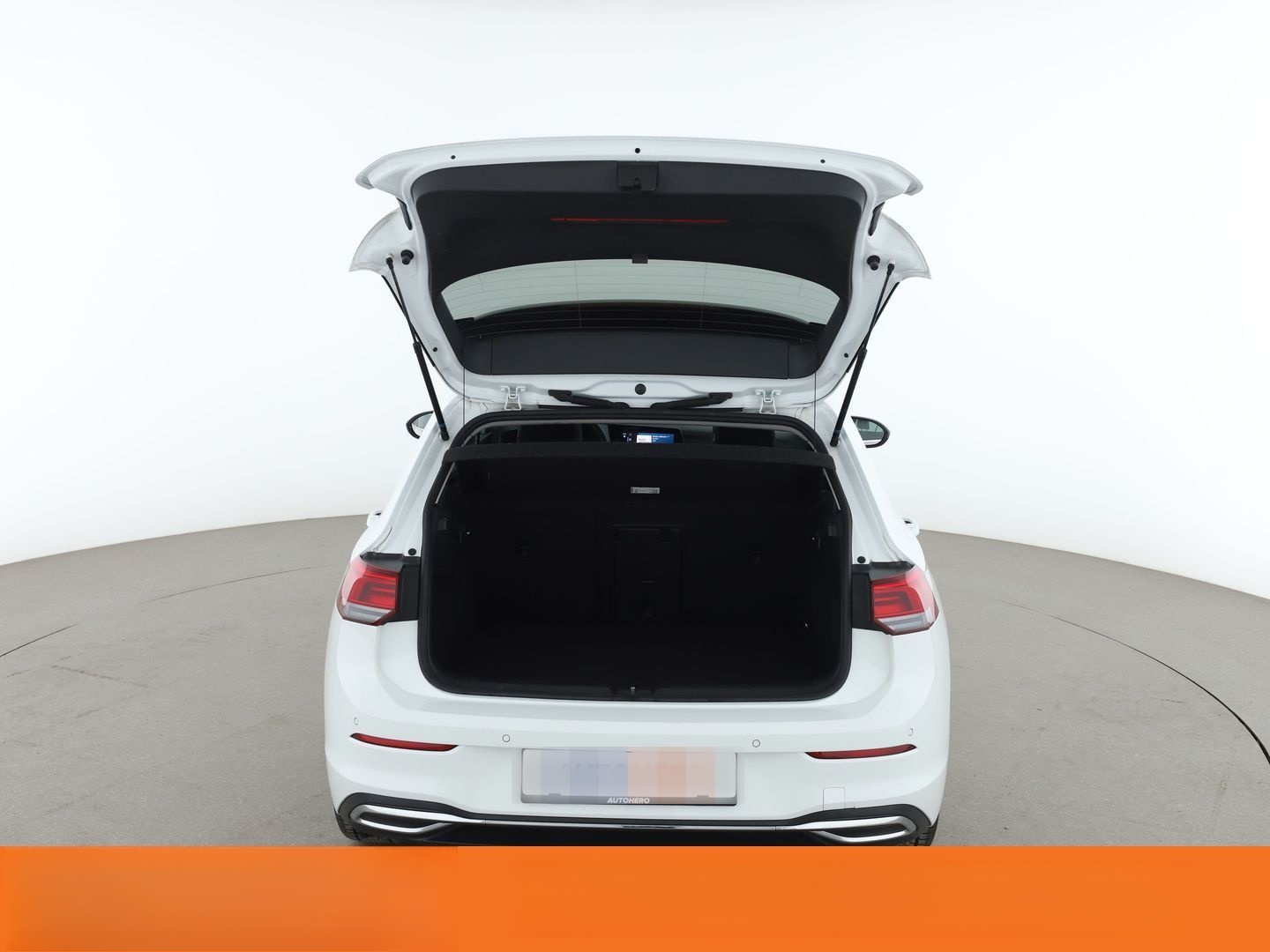 Volkswagen Golf VIII 1.5 eTSI ACT Style Aut.*NAVI*CAM*ACC* foto 17