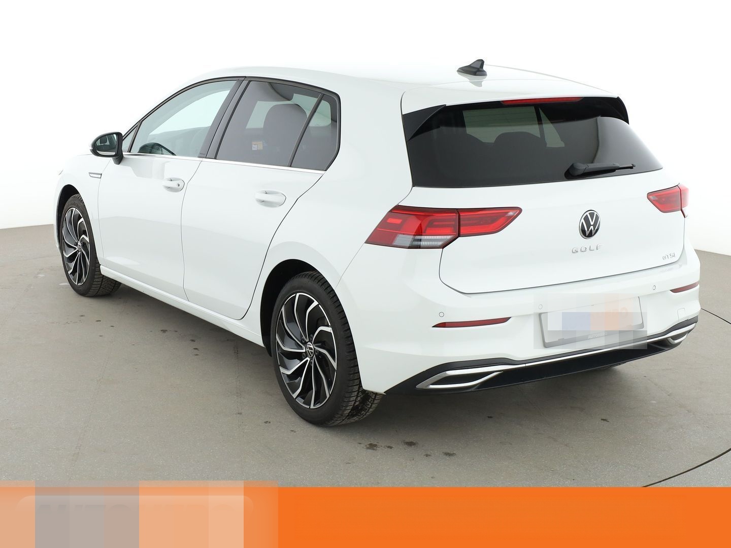 Volkswagen Golf VIII 1.5 eTSI ACT Style Aut.*NAVI*CAM*ACC* foto 4