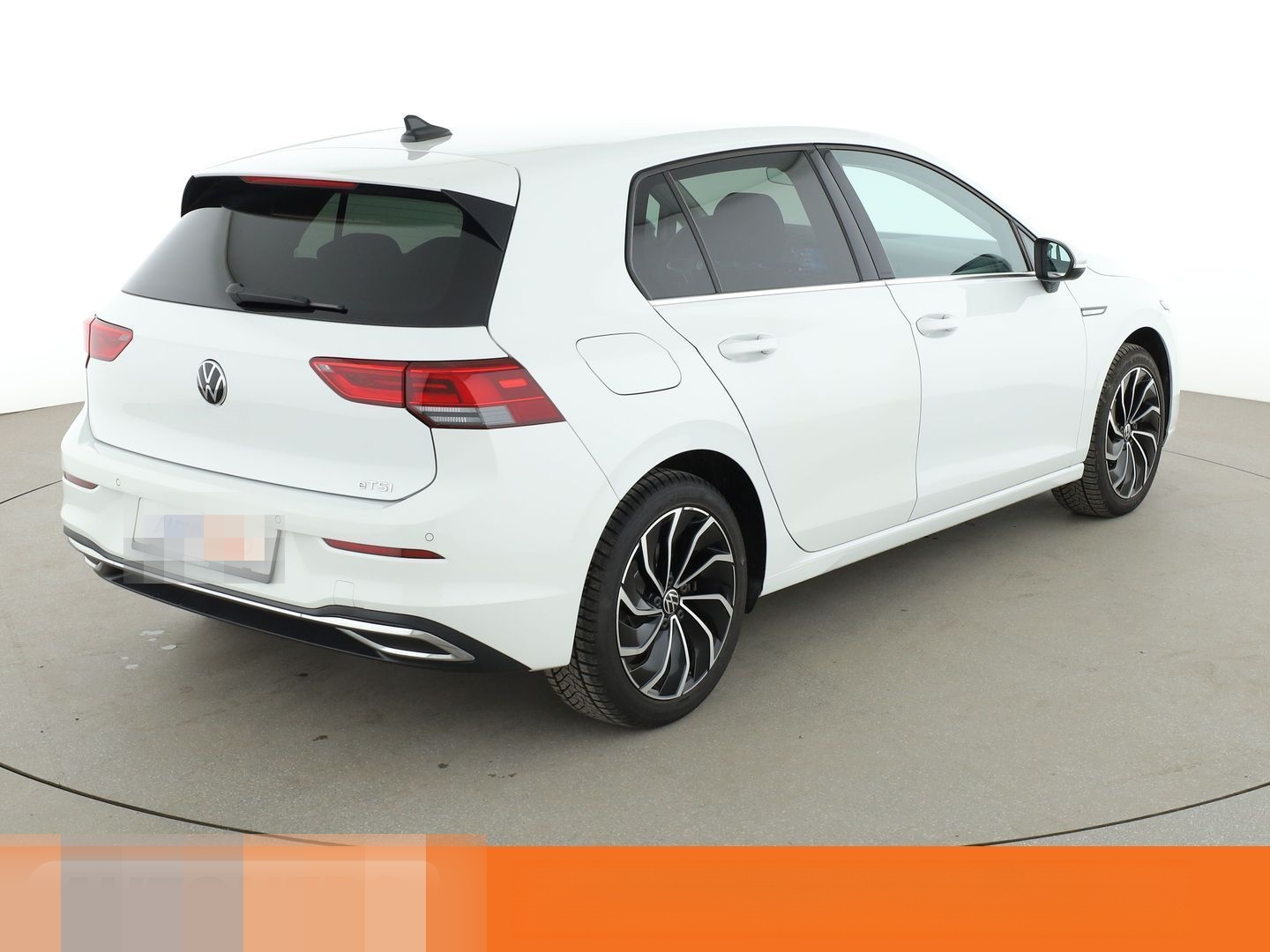 Volkswagen Golf VIII 1.5 eTSI ACT Style Aut.*NAVI*CAM*ACC* foto 6
