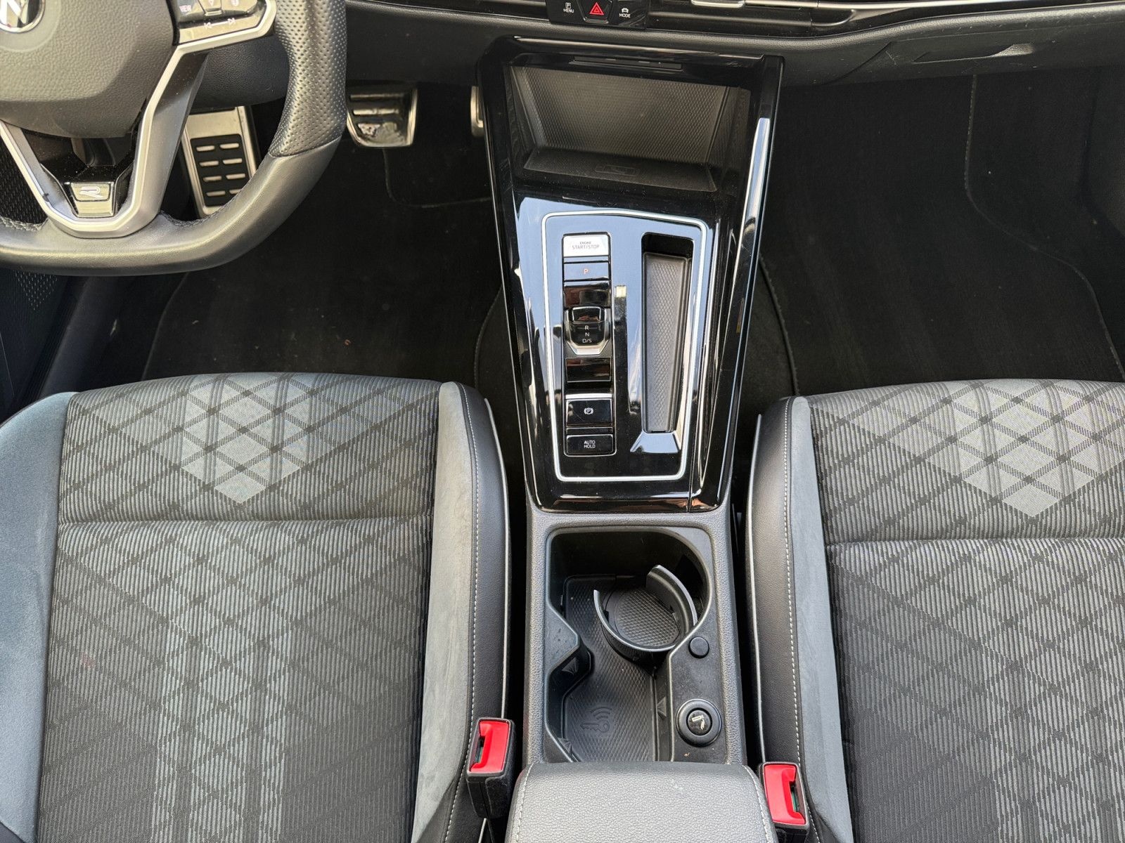 Volkswagen Golf VIII Variant R-Line BlackStyle 2.0TSI DSG A foto 8