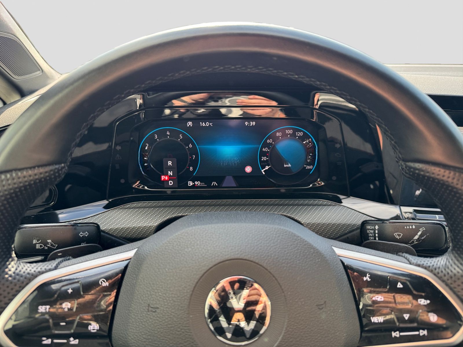 Volkswagen Golf VIII Variant R-Line BlackStyle 2.0TSI DSG A foto 9