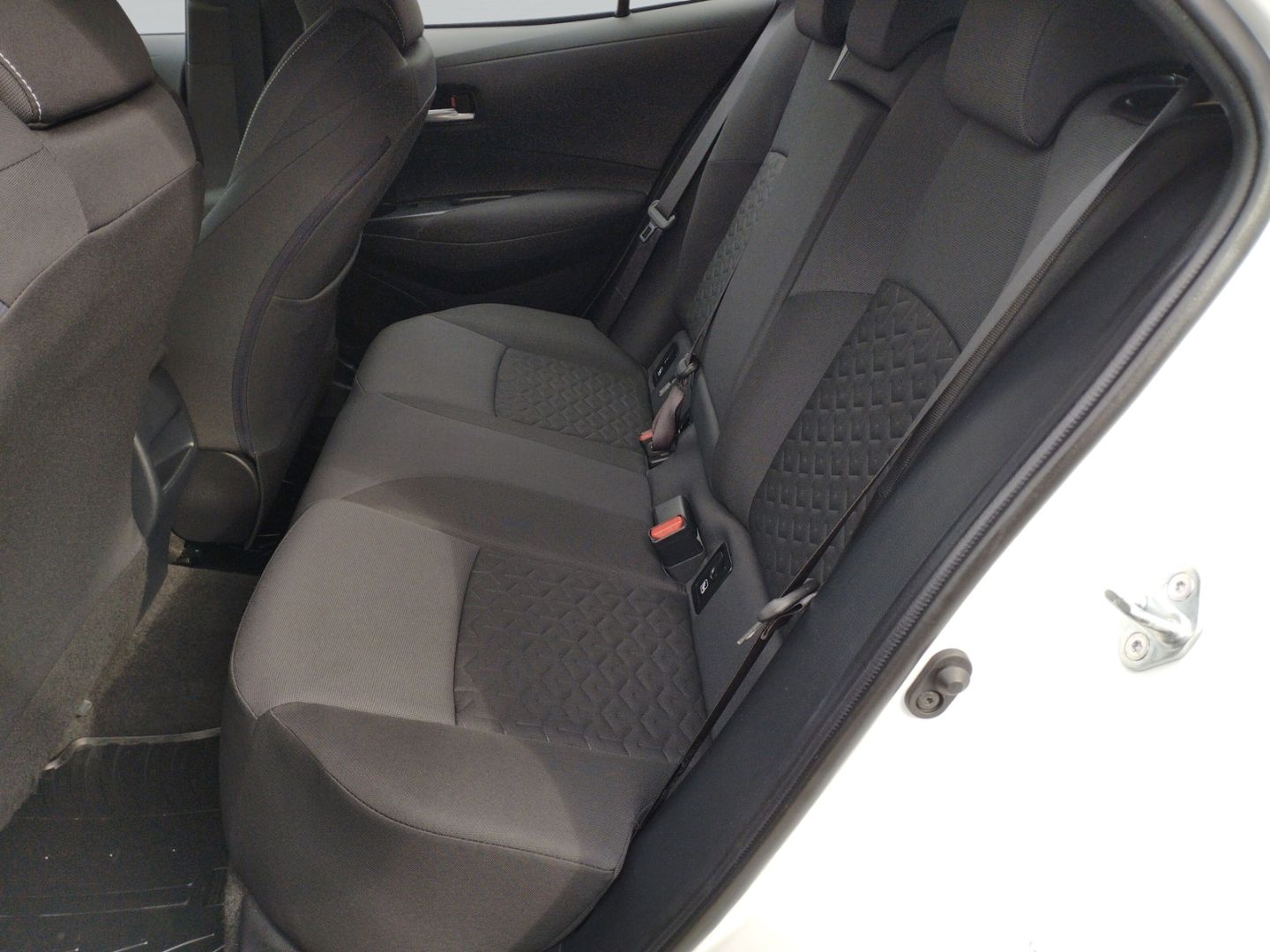 Toyota Corolla Comfort 5-TÜRER, 1,2 TURBO, 6-GANG+Sitzh foto 20