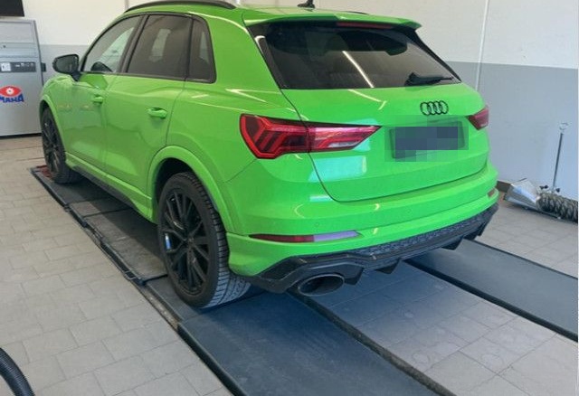 Audi RS Q3 2.5 TFSI quattro S-tronic Navi AHK LED Pan foto 2