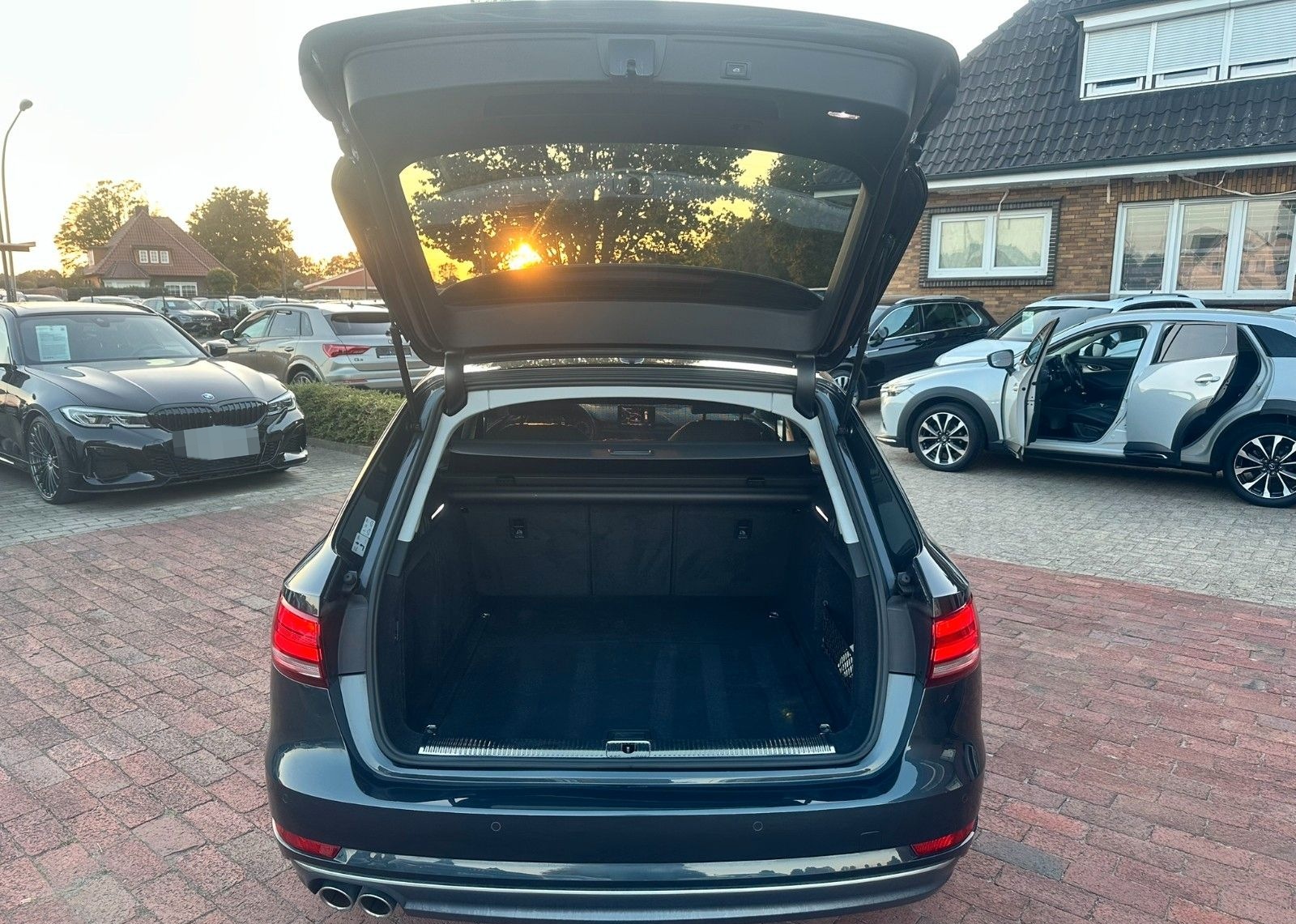 Audi A4 Avant quattro sport HUD TMP SZH AHK LEDER PDC foto 5