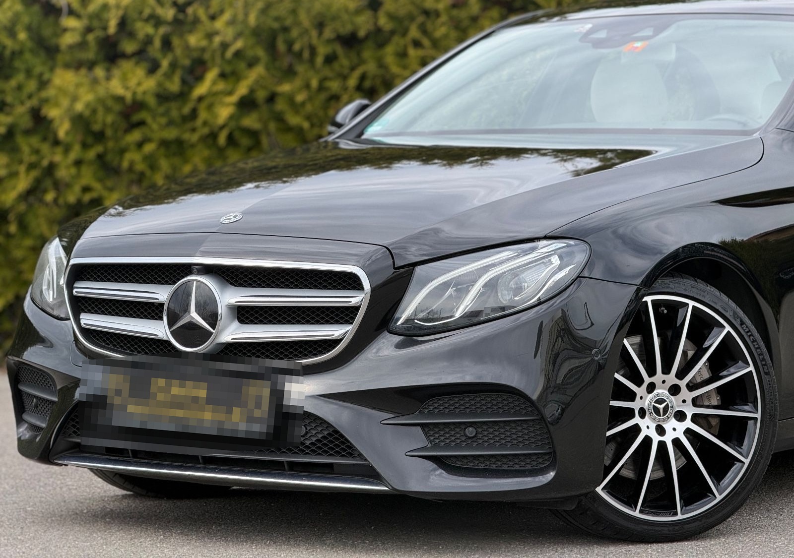 Mercedes-Benz E 350d Limousine*1.HAND*AMG LINE*PANO*LED* foto 18