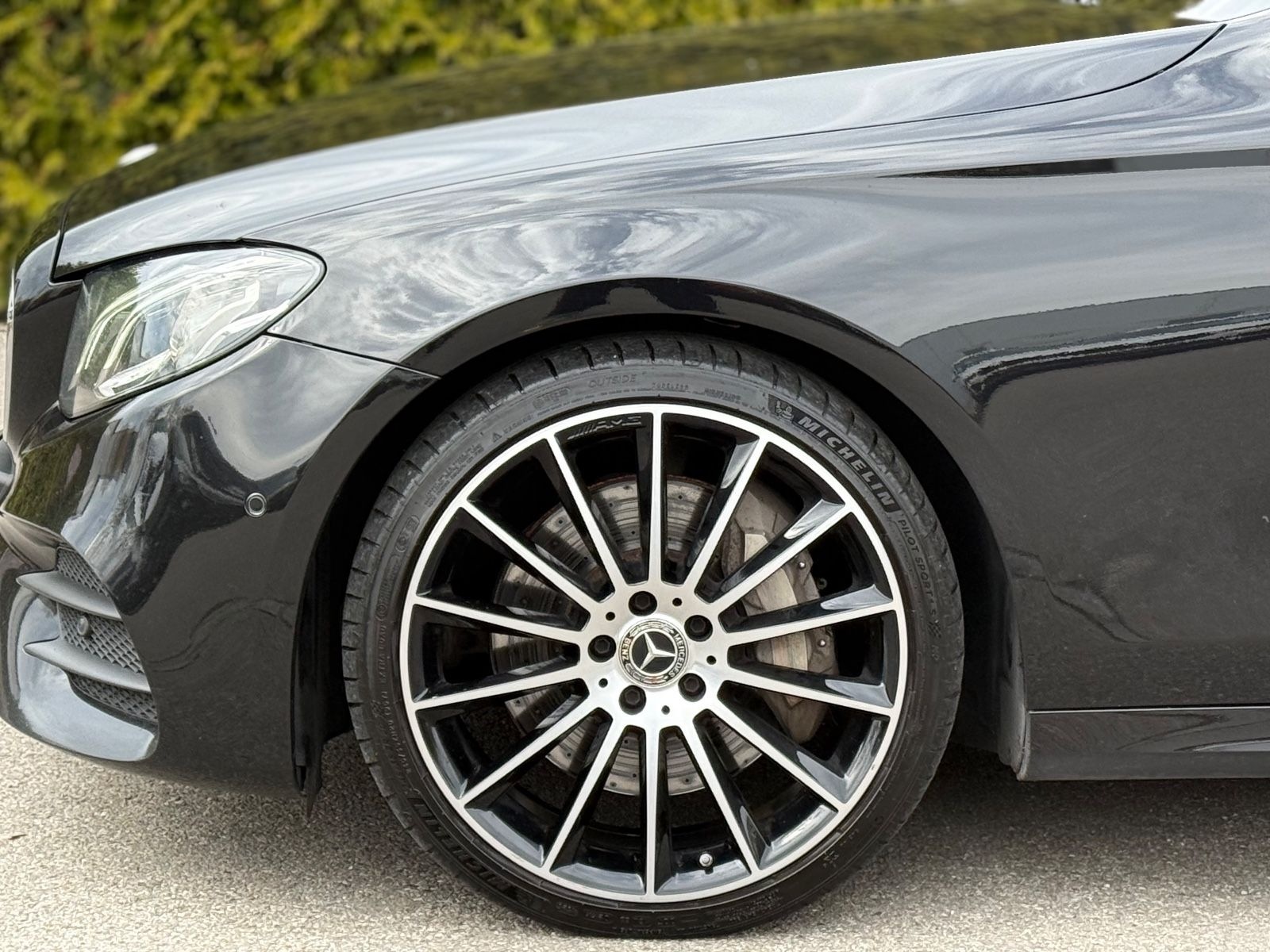 Mercedes-Benz E 350d Limousine*1.HAND*AMG LINE*PANO*LED* foto 20