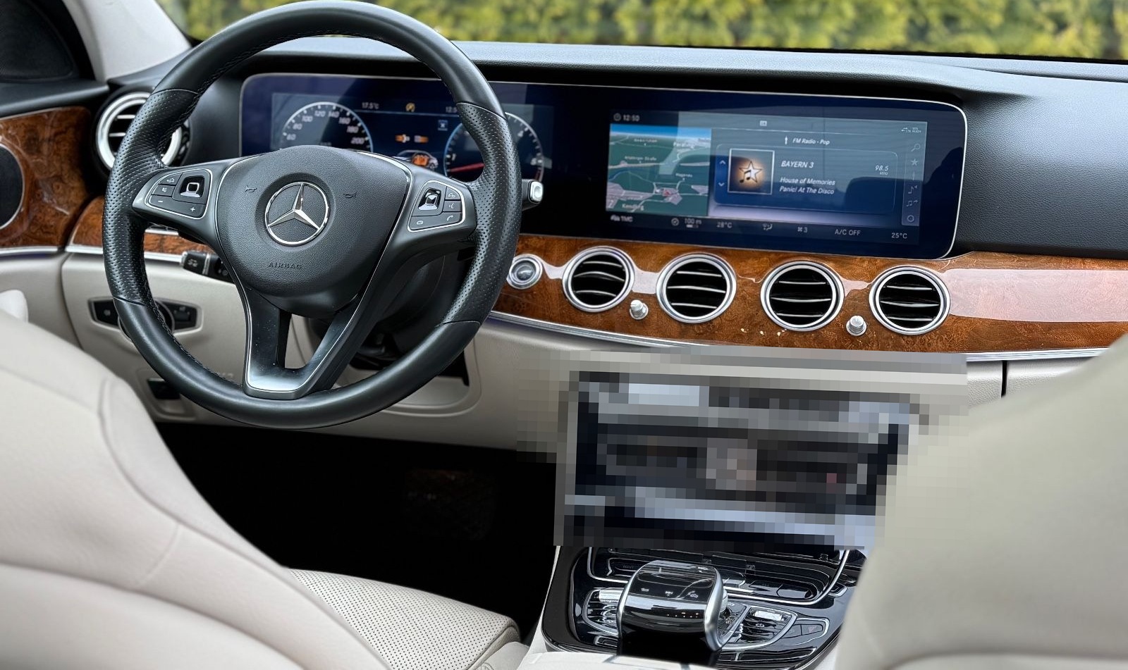 Mercedes-Benz E 350d Limousine*1.HAND*AMG LINE*PANO*LED* foto 32