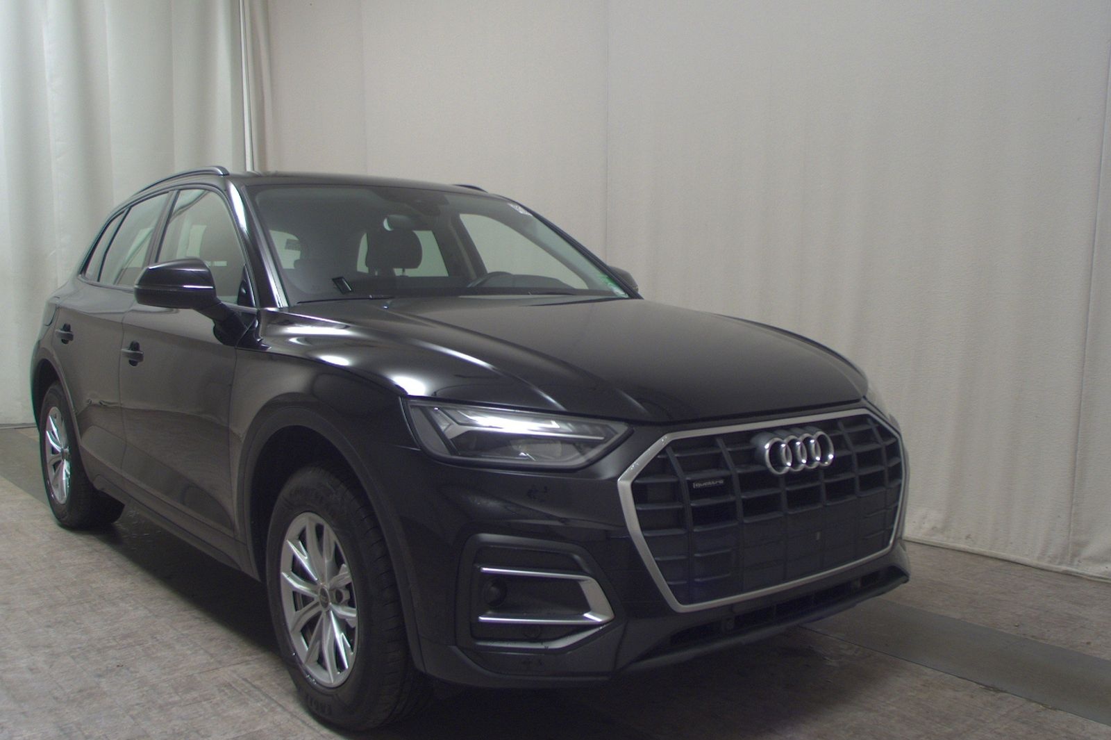 Audi Q5 40 TDI Qu. Navi vc+ LED AHK PDC Shz foto 3