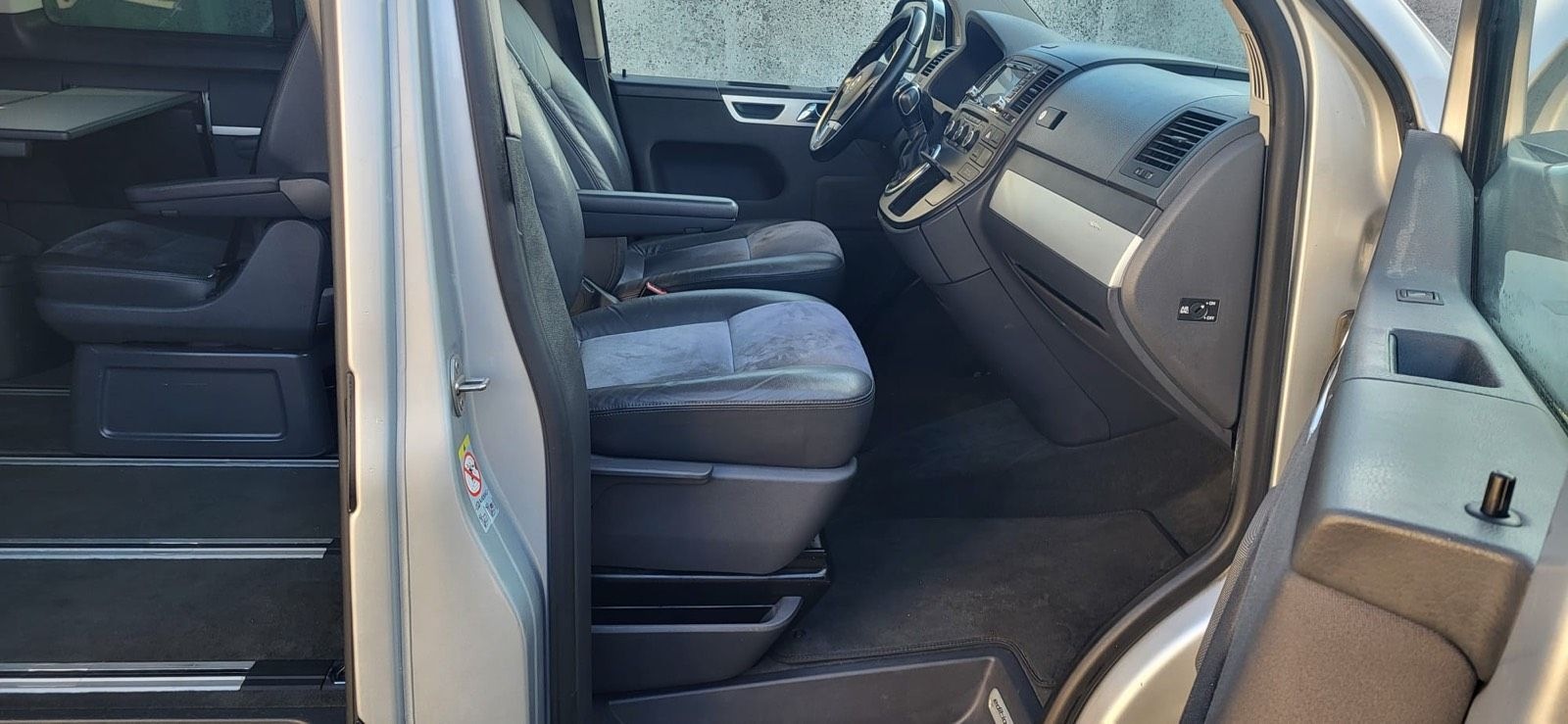Volkswagen T5 Multivan Edition25 4Motion foto 7
