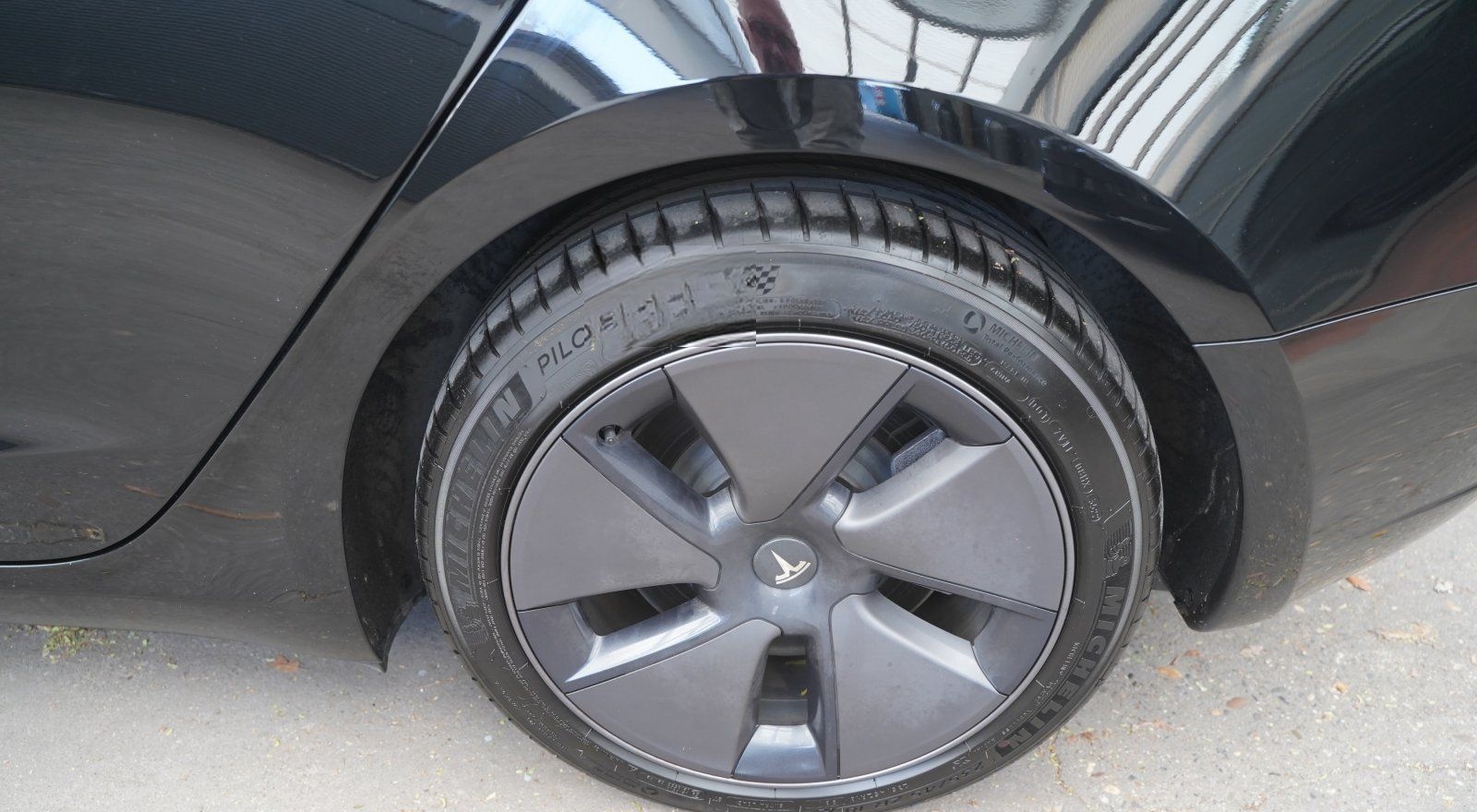 Tesla Model 3 Long Range AWD  *1. Hand*unfallfrei* foto 14