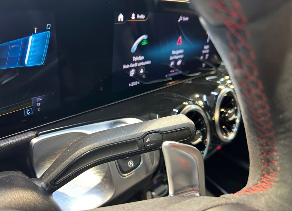 Mercedes-Benz AMG GLB 35 4matic AMG+MBUX+Night+AHK+Pano+SHD foto 7