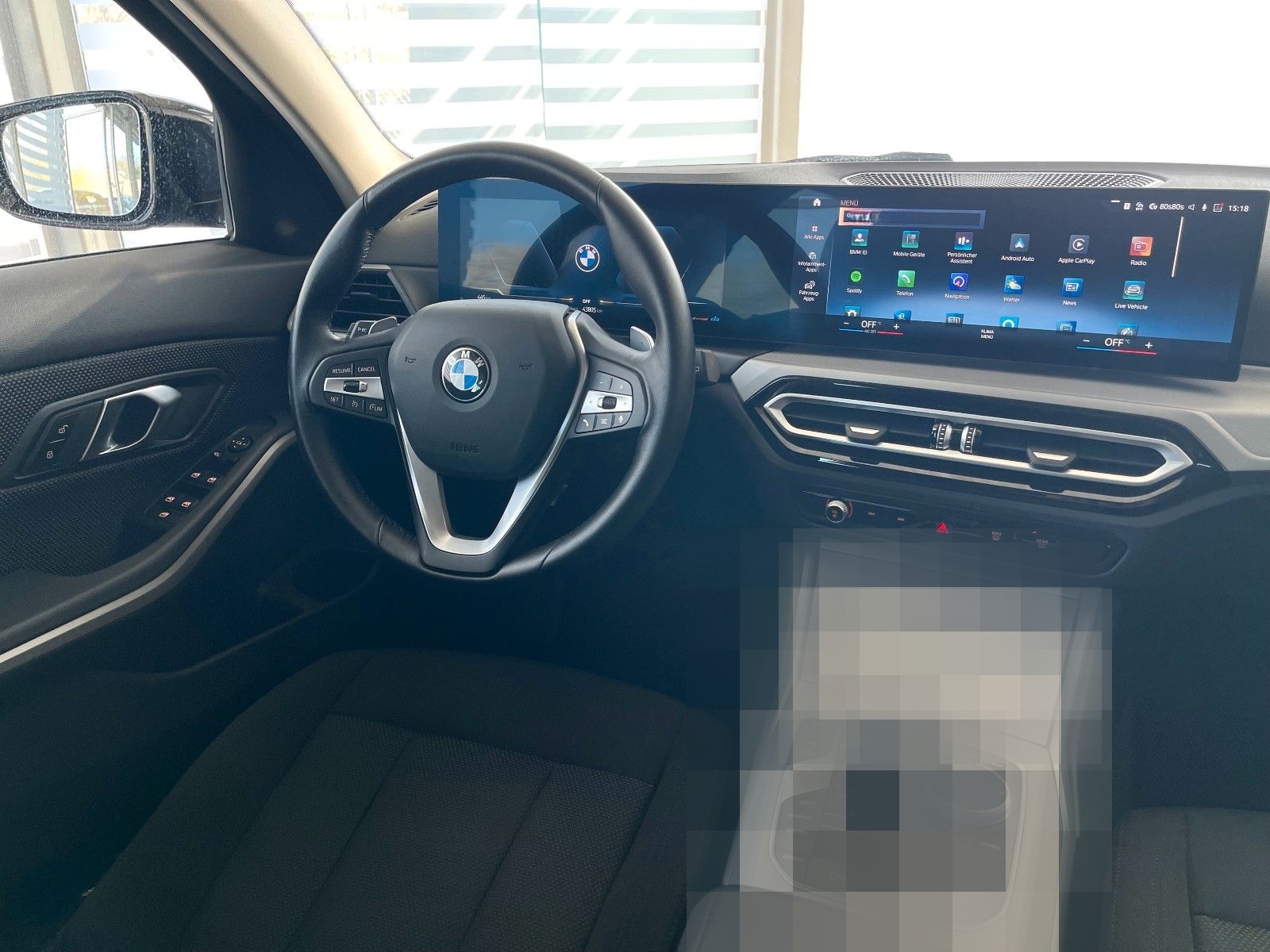 BMW 318i Touring Aut. Neues Model Unfallfrei foto 13