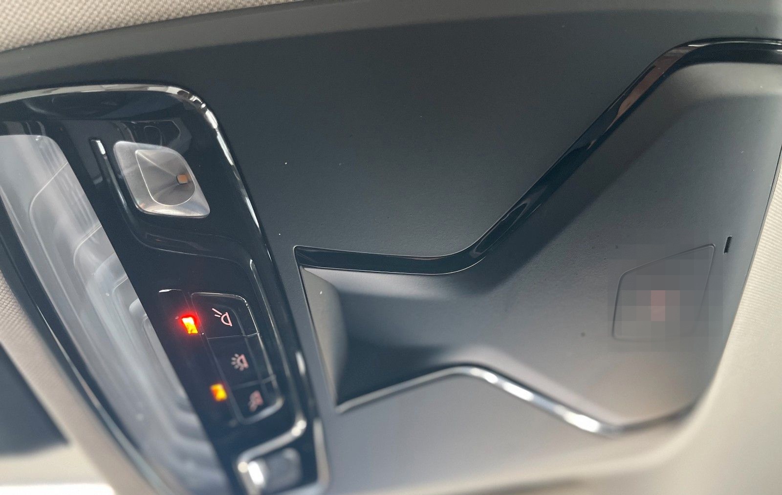 BMW 318i Touring Aut. Neues Model Unfallfrei foto 19