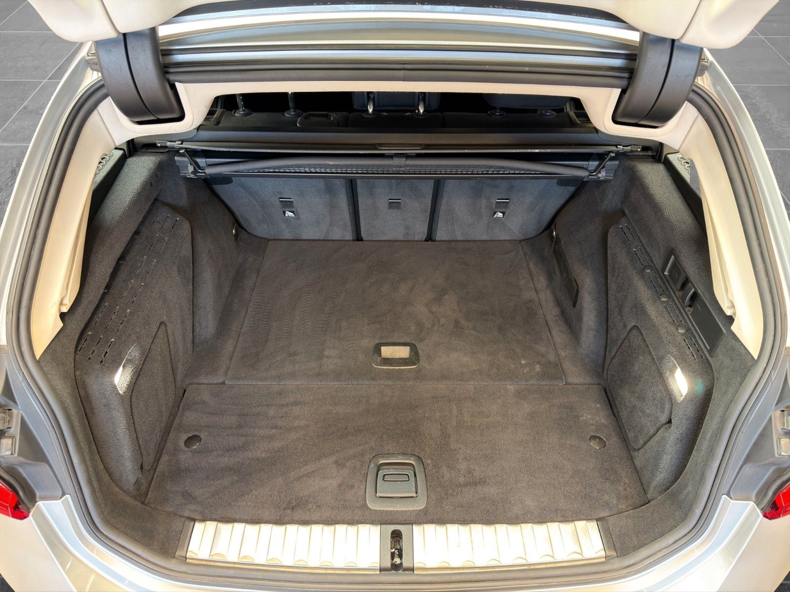 BMW 320d Luxury Line Tempo Led Klimaautomatik 3-Zone foto 11