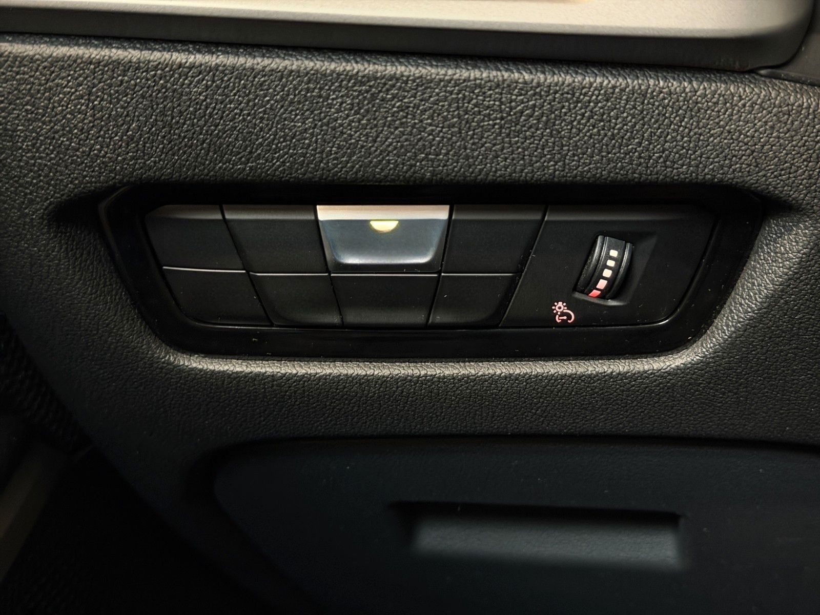 BMW 320d Luxury Line Tempo Led Klimaautomatik 3-Zone foto 22