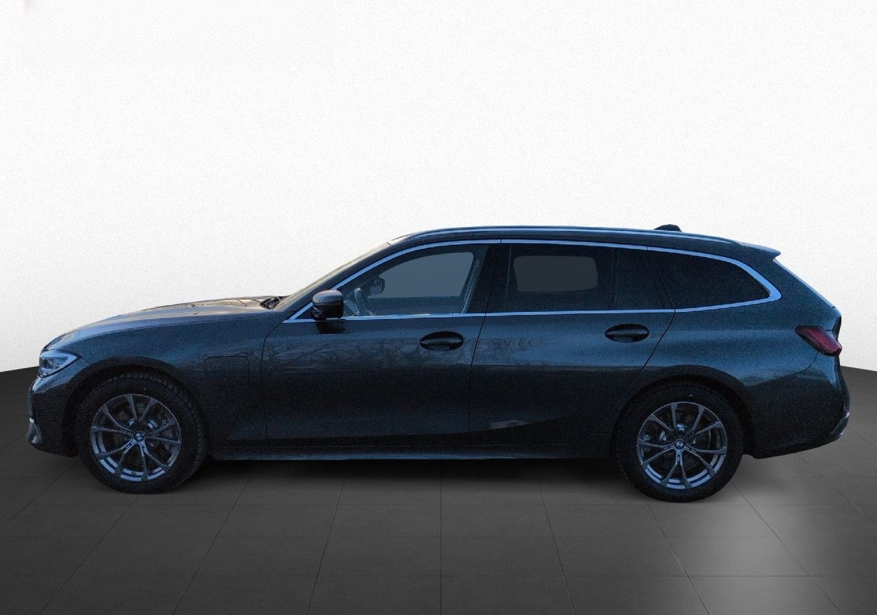 BMW 330e Touring xDrive Luxury LC-Pro Laser HUD DAB foto 9