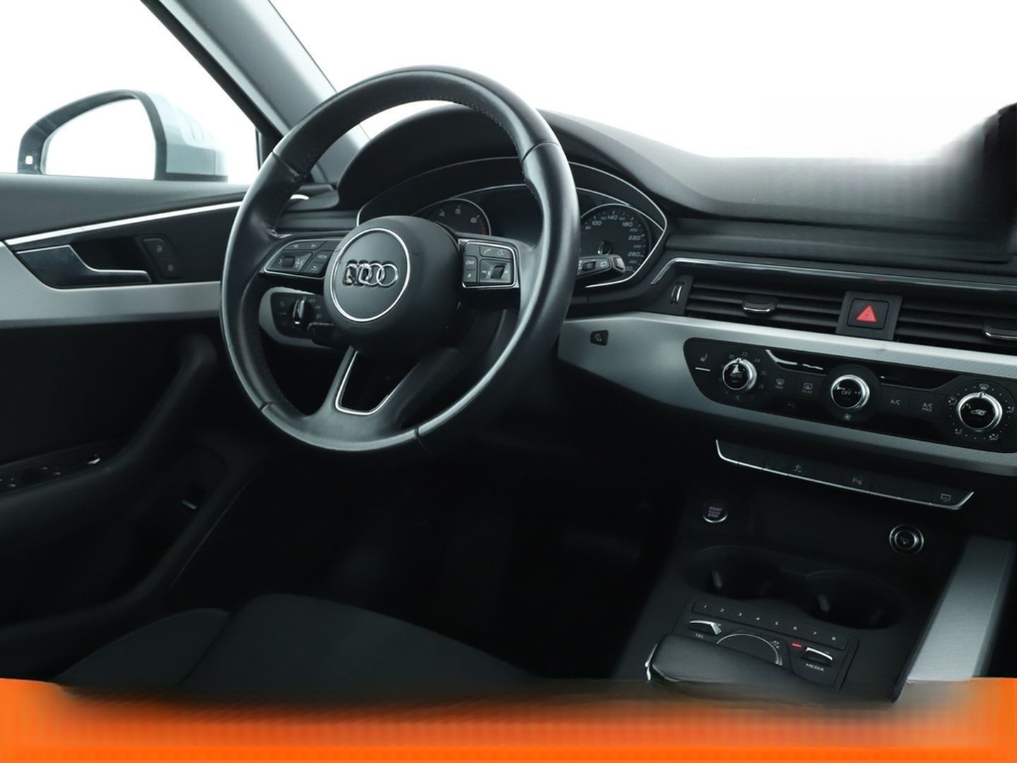 Audi A4 1.4 TFSI ACT Sport Aut.*NAVI*XENON*TEMPO*PDC* foto 13