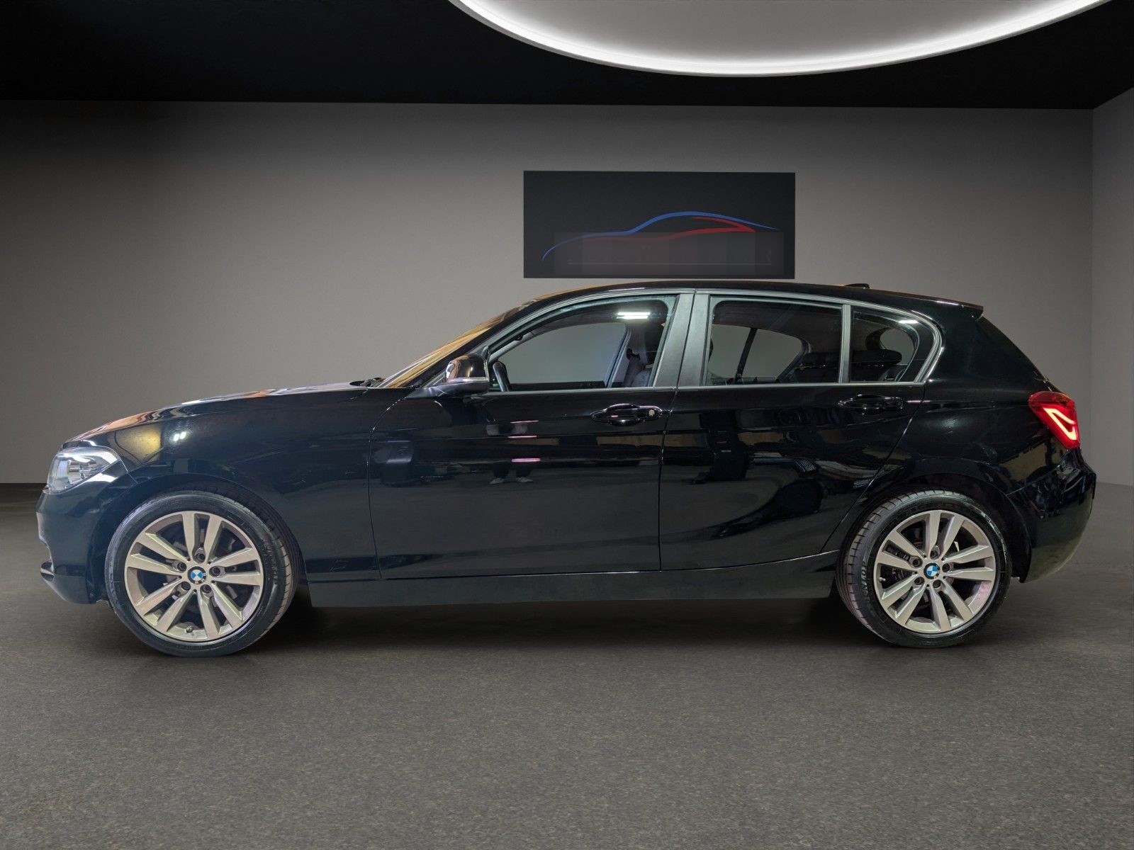 BMW 120i STEPTR.*NAVI*PDC*SIHZ*Service neu*Garantie foto 2