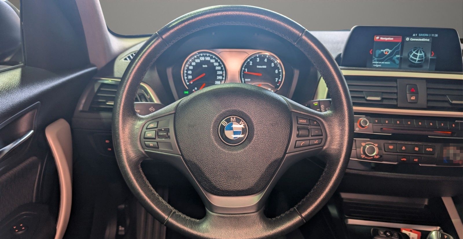 BMW 120i STEPTR.*NAVI*PDC*SIHZ*Service neu*Garantie foto 19