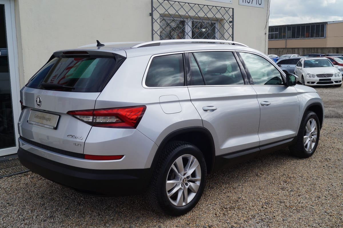 Skoda Kodiaq Style 4x4 DSG 2.Hand*SHG*Kamera*Memory* foto 8