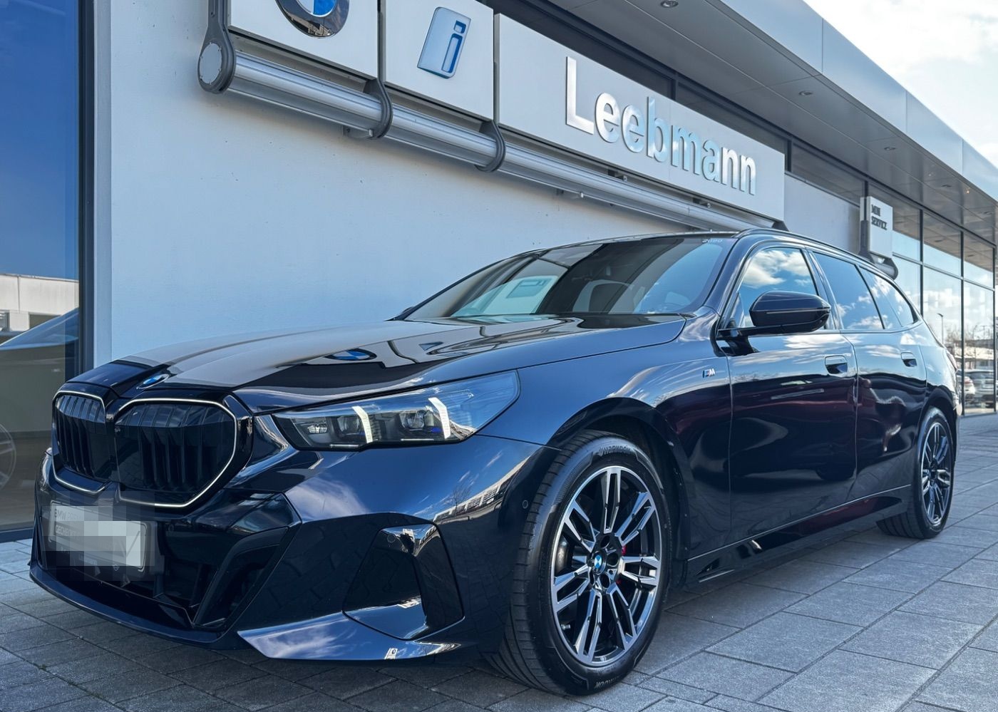 BMW 520d Tour. M-Sport-Pro HUD/Pano. GARANTIE-10/29 foto 2