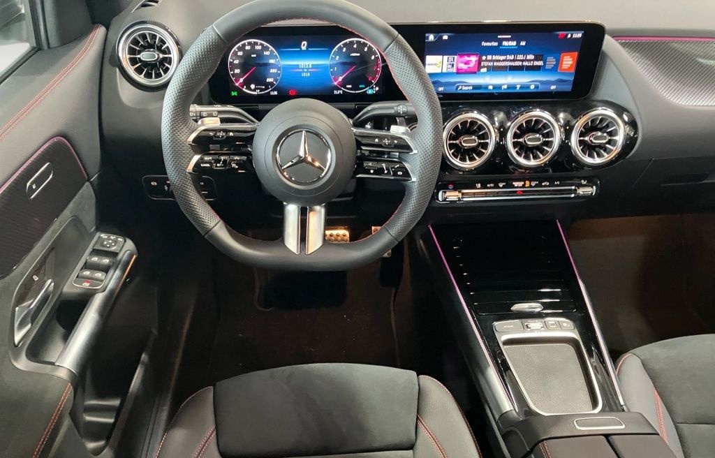 Mercedes-Benz GLA 180 EDITION AMG-Line+AHK+DISTR+KEYLESS+360°K foto 8