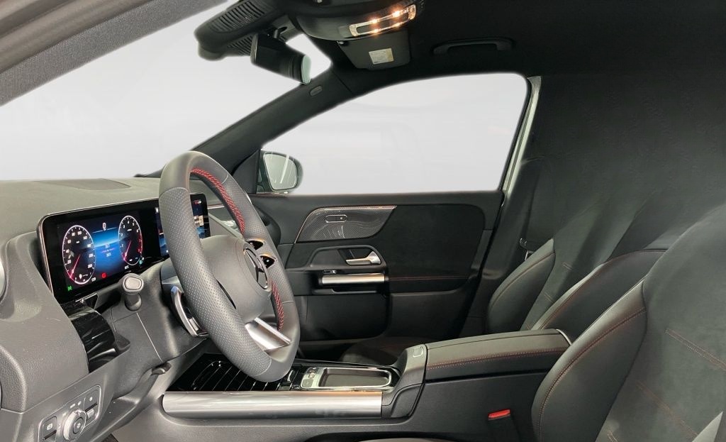 Mercedes-Benz GLA 180 EDITION AMG-Line+AHK+DISTR+KEYLESS+360°K foto 11