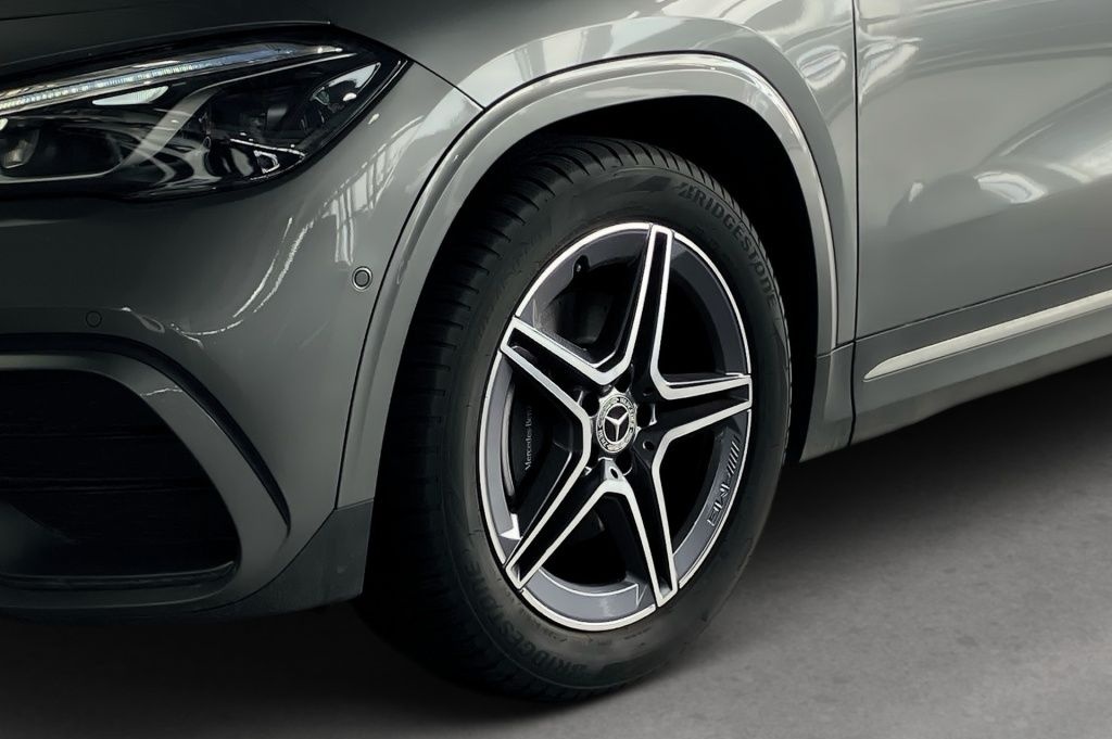 Mercedes-Benz GLA 180 EDITION AMG-Line+AHK+DISTR+KEYLESS+360°K foto 16