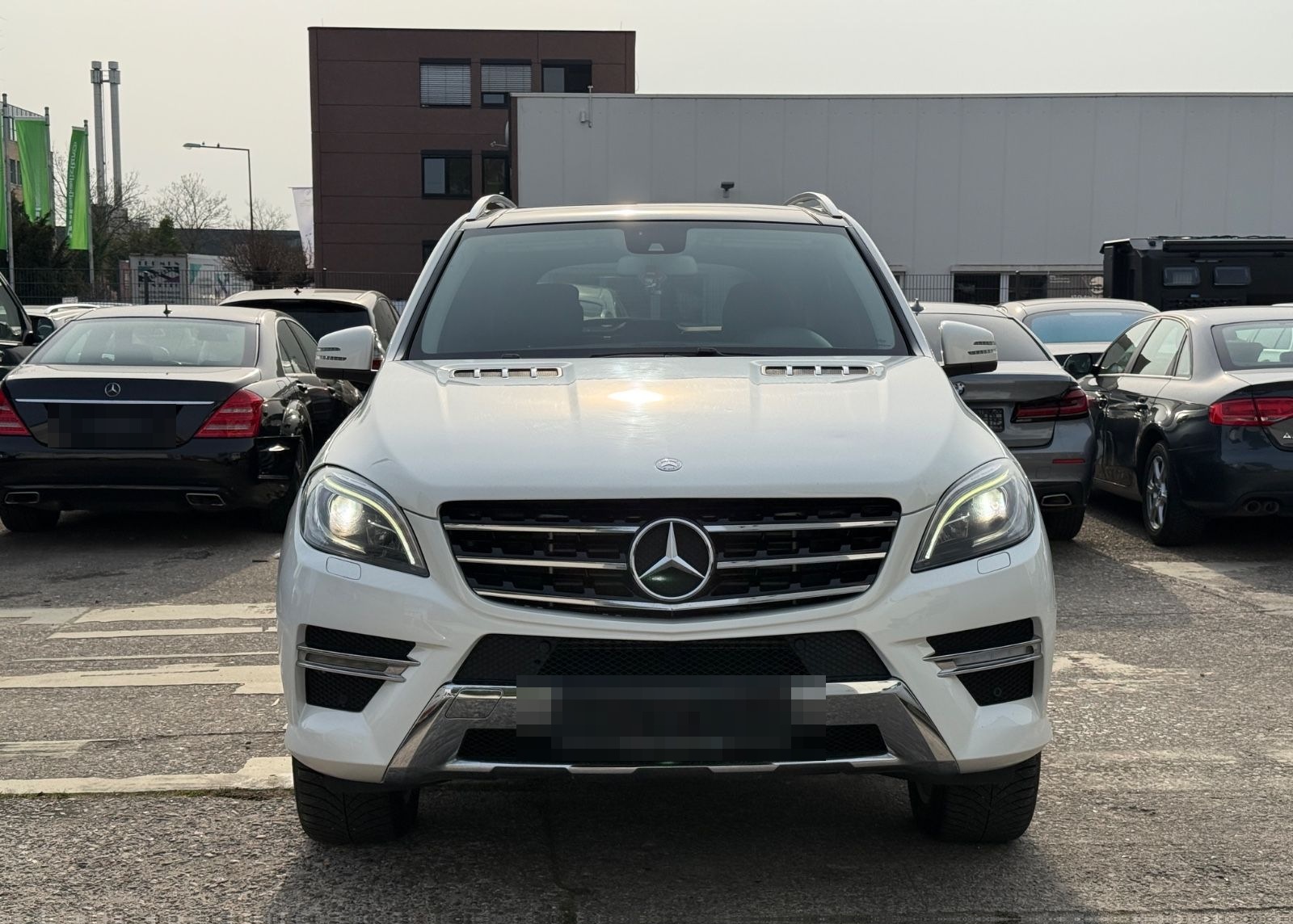 Mercedes-Benz ML 350 CDI BlueT/AMG/Xenon/Kamera/Leder/Panor foto 2