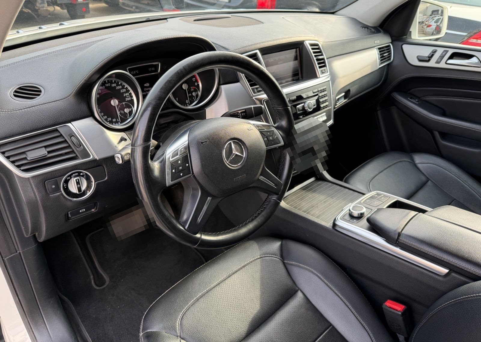 Mercedes-Benz ML 350 CDI BlueT/AMG/Xenon/Kamera/Leder/Panor foto 12