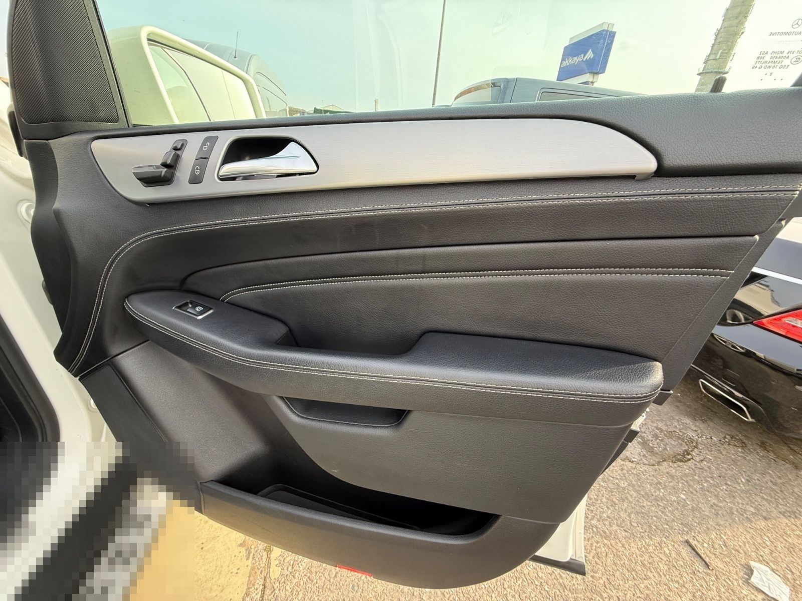 Mercedes-Benz ML 350 CDI BlueT/AMG/Xenon/Kamera/Leder/Panor foto 22