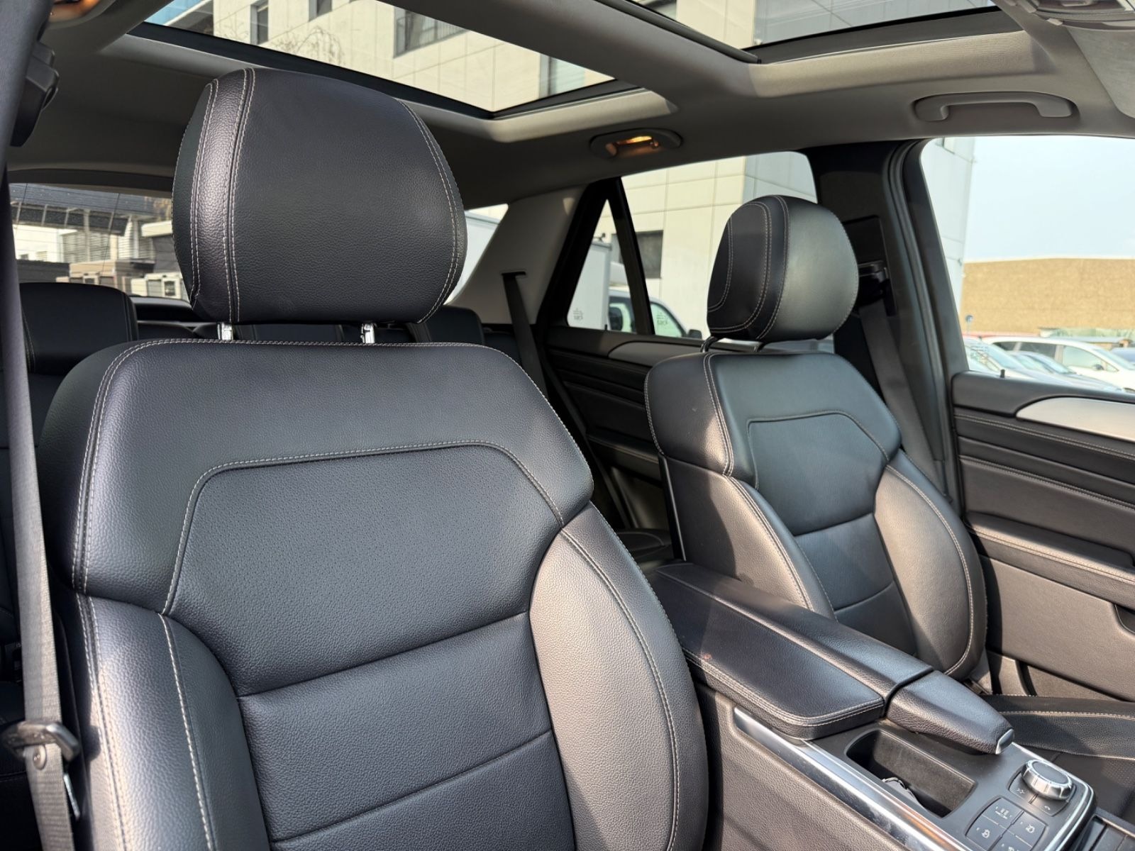 Mercedes-Benz ML 350 CDI BlueT/AMG/Xenon/Kamera/Leder/Panor foto 25