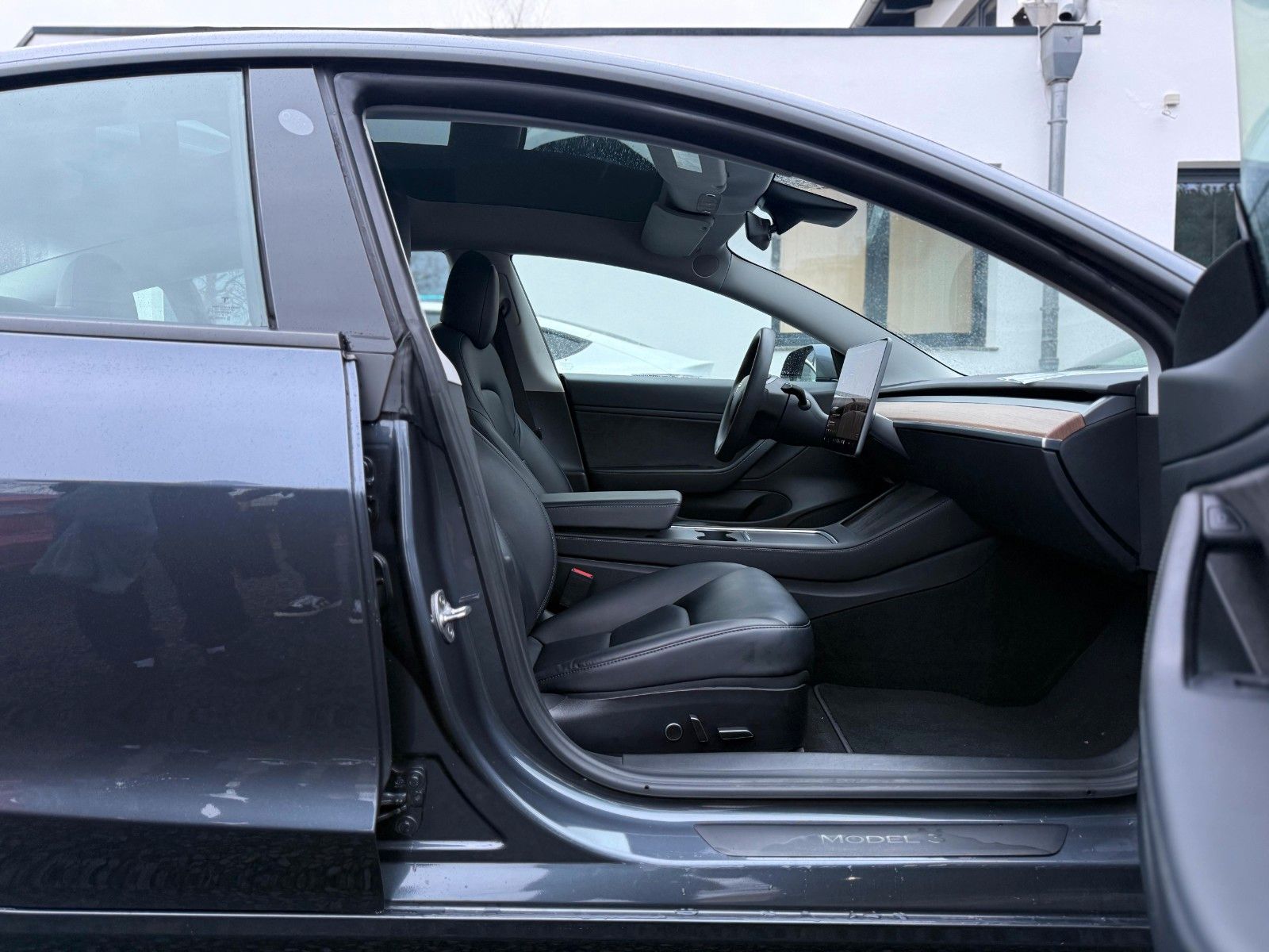Tesla Model 3 Mod. 2021 Long Range Facelift Sportpaket foto 12