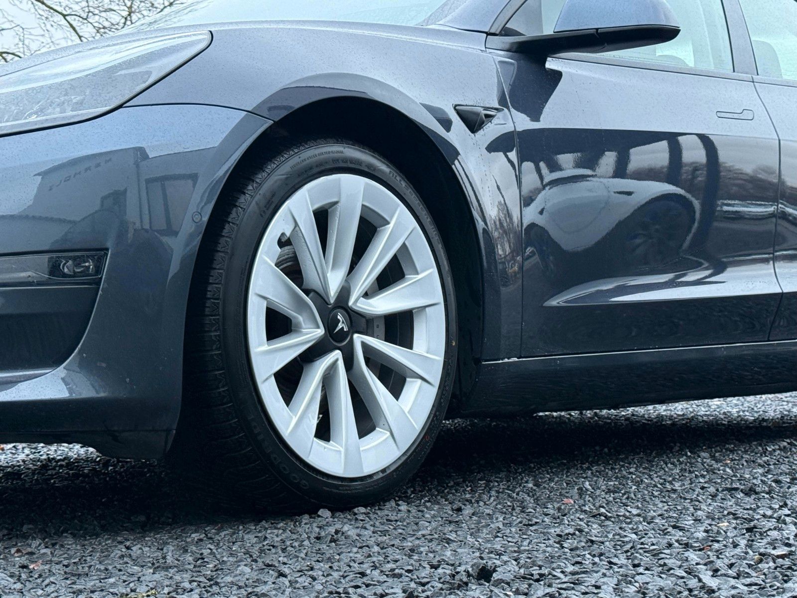 Tesla Model 3 Mod. 2021 Long Range Facelift Sportpaket foto 18