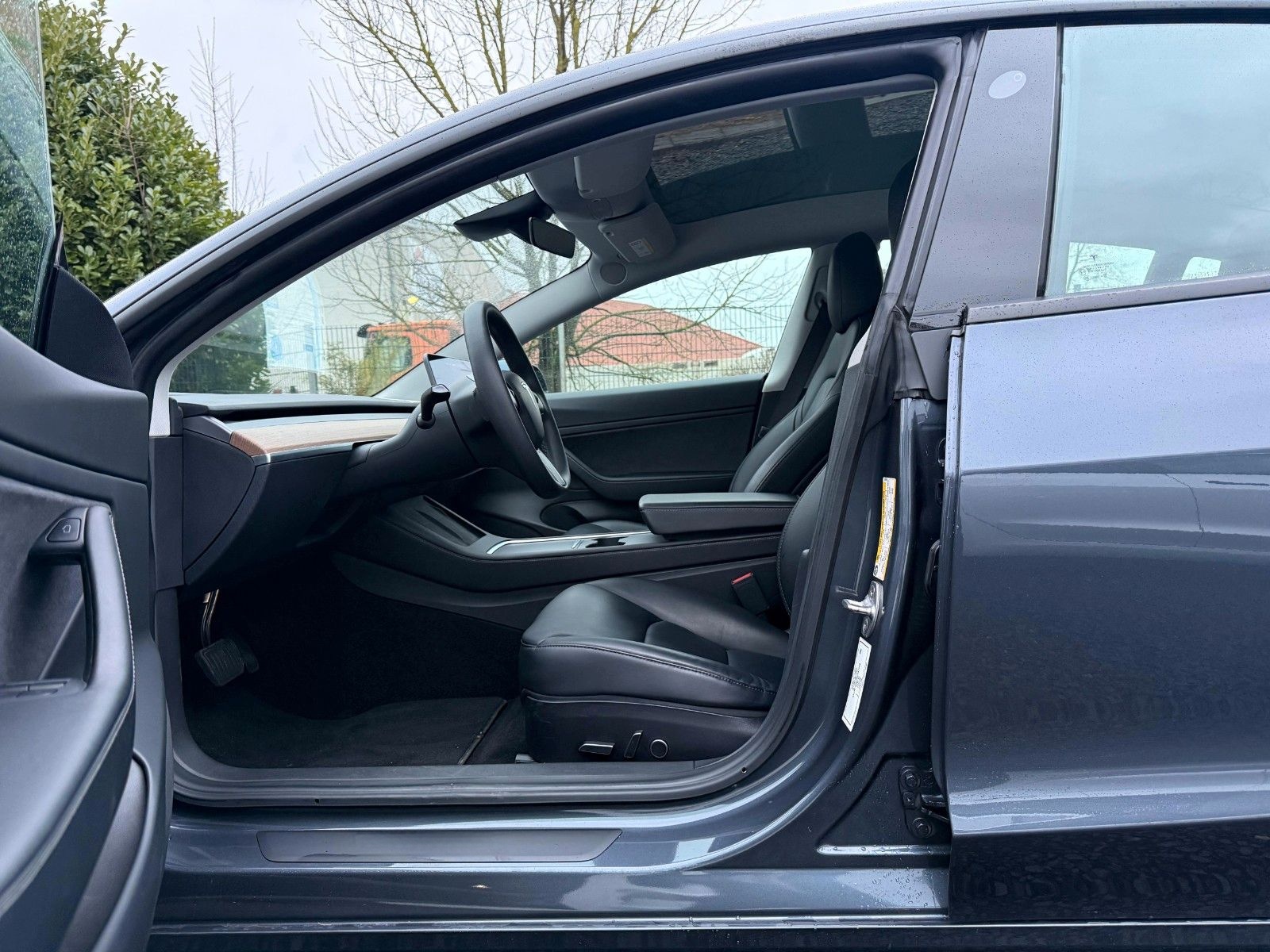 Tesla Model 3 Mod. 2021 Long Range Facelift Sportpaket foto 9