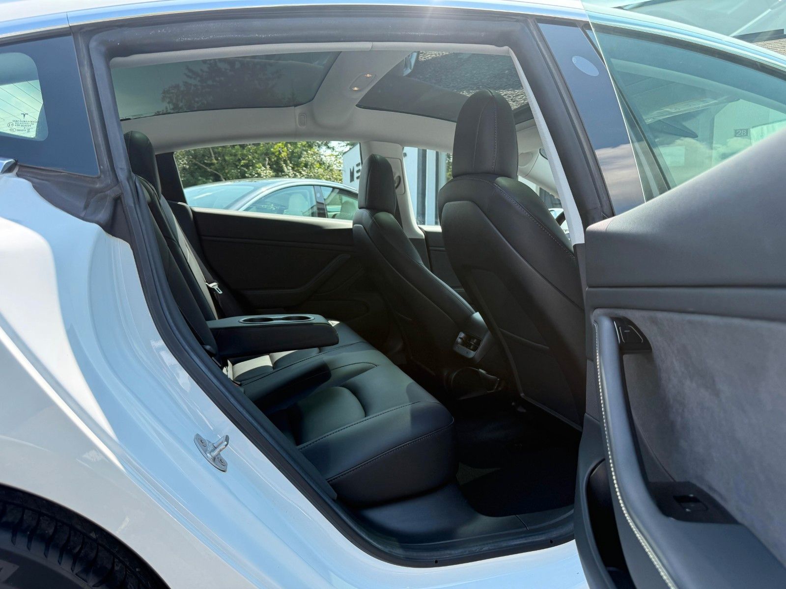 Tesla Model 3 Standard Range Plus Premium foto 13