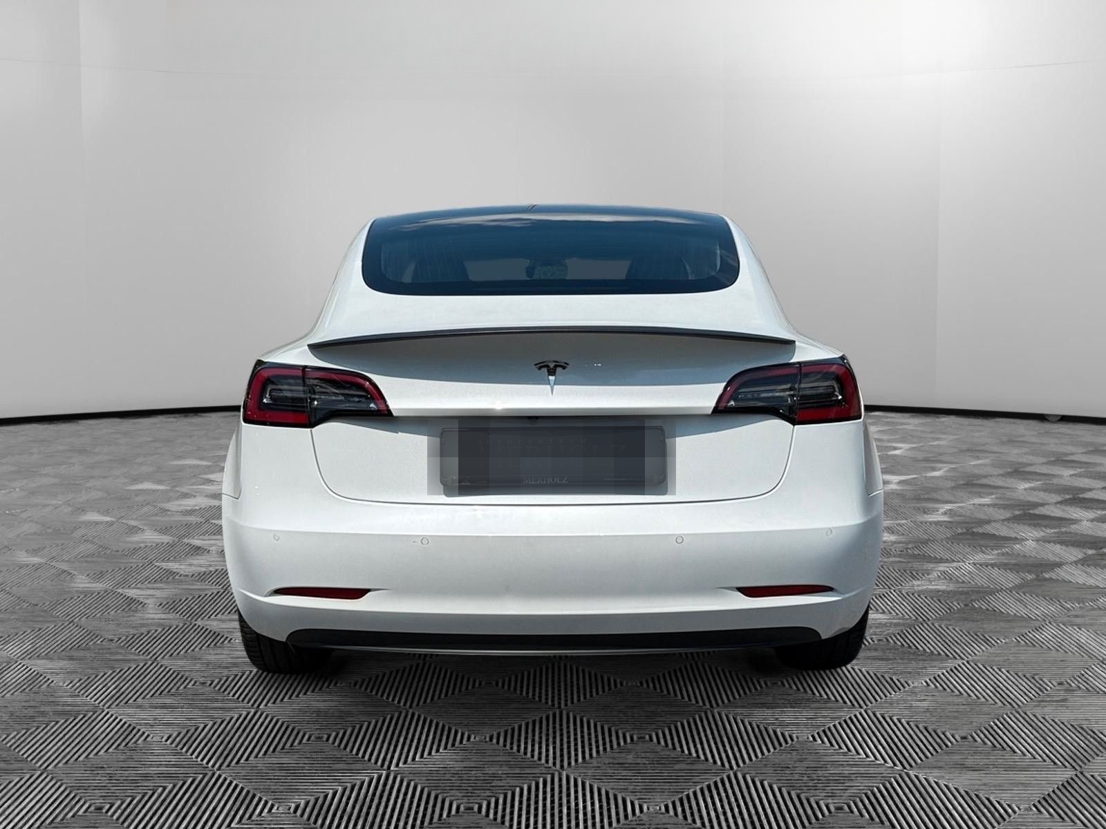 Tesla Model 3 Standard Range Plus Premium foto 6