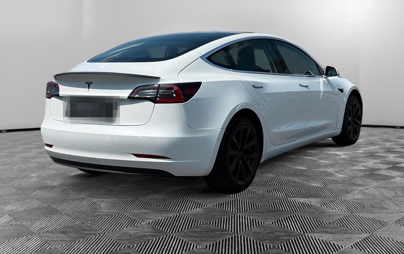 Tesla Model 3 Standard Range Plus Premium foto 7